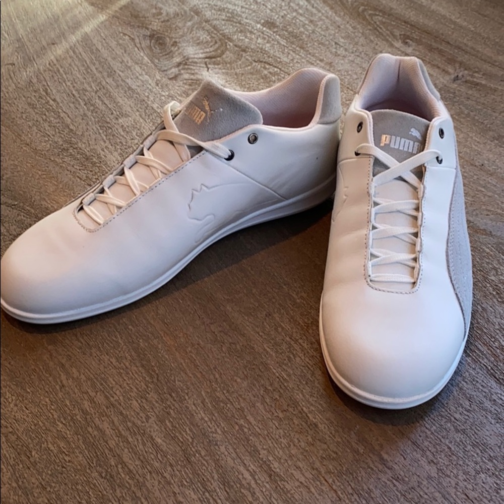 Shoes - Picture 2 of 5